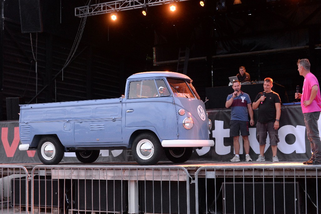 ../Images/VW Bus Festival Berlin 2019 293.jpg